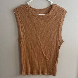 SO Women's Ribbed Muscle Tee in Tan
